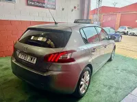 Usado Peugeot 308 Style 110 CV (80 kW) 2017 Gris / plata Berlina