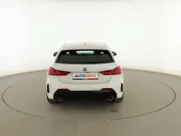Usado BMW 118 M Sport 150 CV (110 kW) 2021 Blanco Utilitario
