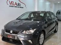 Usado Seat Ibiza Style Plus 80 CV (58 kW) 2019 Gris / plata Utilitario