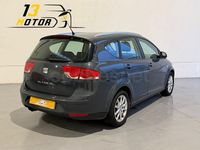 Usado Seat Altea XL Style 125 CV (91 kW) 2009 Gris / plata Monovolumen