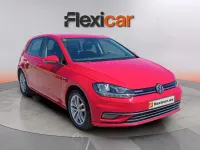 Usado VW Golf VIII Advance 130 CV (95 kW) 2020 Rojo Berlina