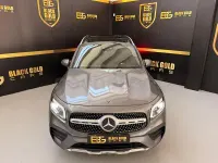 Usado Mercedes GLB200 150 CV (110 kW) 2021 Gris / plata SUV