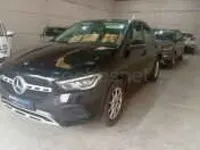 Usado Mercedes GLA200 150 CV (110 kW) 2021 Negro SUV