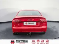 Usado Audi A4 120 CV (88 kW) 2014 Plateado Berlina