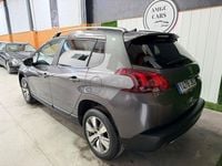 Usado Peugeot 2008 Active 110 CV (80 kW) 2015 Gris / plata SUV
