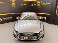 Usado VW Arteon R-line 150 CV (110 kW) 2023 Gris / plata Familiar