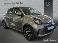 Usado Smart ForFour Electric Drive Passion 60 kW (82 CV) 2022 Gris