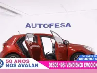 Usado Kia Rio 84 CV (61 kW) 2022 Rojo Berlina