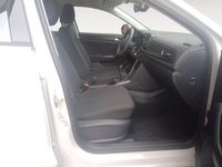 Usado VW T-Roc Business 116 CV (85 kW) 2025 Gris SUV