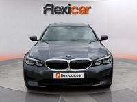Usado BMW 318 151 CV (111 kW) 2021 Gris Familiar