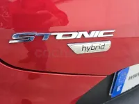 Usado Kia Stonic GT-Line 120 CV (88 kW) 2021 Rojo SUV