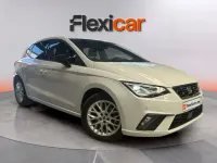 Usado Seat Ibiza FR 110 CV (80 kW) 2023 Blanco Utilitario