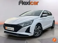 Usado Hyundai i20 101 CV (74 kW) 2024 Blanco Utilitario