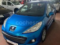 Usado Peugeot 207 Active 70 CV (51 kW) 2011 Azul Berlina