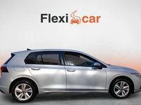 Usado VW Golf VIII Life 110 HP (80 kW) 2021 Cinzento Sedan