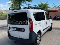 Usado Fiat Doblò Emotion 90 CV (66 kW) 2016 Blanco Monovolumen