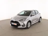 Usado Toyota Yaris Business Edition 116 CV (85 kW) 2024 Gris Utilitario