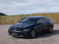 Usado Mercedes CLA200 Shooting Brake 150 CV (110 kW) 2022 Negro Familiar