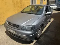 Usado Opel Astra Edition 103 CV (75 kW) 2004 Gris / plata Berlina