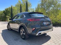 Usado Kia XCeed 141 CV (103 kW) 2021 Gris / plata SUV