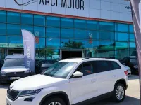 Usado Skoda Kodiaq Ambition 150 CV (110 kW) 2021 Blanco SUV