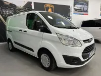 Usado Ford 300 Titanium 125 CV (91 kW) 2016 Blanco Monovolumen