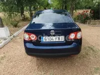 Usado VW Jetta Advance 140 CV (102 kW) 2007 Azul Berlina
