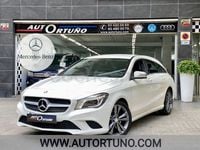 Usado Mercedes CLA200 Shooting Brake Urban 136 CV (100 kW) 2015 Blanco Familiar