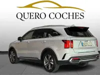 Usado Kia Sorento 230 CV (169 kW) 2022 Gris / plata SUV