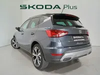Usado Seat Arona Xperience 110 CV (80 kW) 2023 Gris / plata SUV