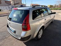 Usado Renault Mégane GrandTour Dynamique 130 CV (95 kW) 2006 Gris / plata Familiar