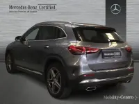 Usado Mercedes GLA180 AMG line 136 CV (100 kW) 2022 Mountaingrau  met. SUV