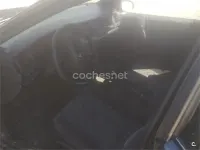Usado Opel Vectra 115 CV (84 kW) 1996 Negro Berlina