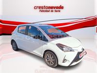 Usado Toyota Yaris Hybrid Active 100 CV (73 kW) 2019 Blanco Berlina