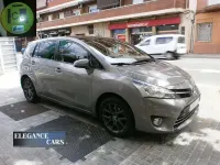 Usado Toyota Verso Advance 132 CV (97 kW) 2015 Gris Monovolumen