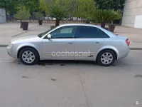 Usado Audi A4 130 CV (95 kW) 2003 Gris / plata Familiar