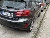Usado Ford Fiesta Trend 75 CV (55 kW) 2019 Gris / plata Utilitario