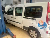 Usado Renault Kangoo 110 CV (80 kW) 2018 Blanco Monovolumen