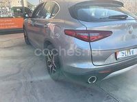 Usado Alfa Romeo Stelvio Super 180 CV (132 kW) 2018 Gris / plata SUV