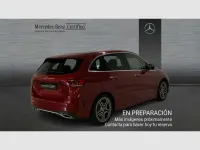 Usado Mercedes B200 163 CV (119 kW) 2022 Rojo Utilitario