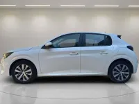 Usado Peugeot 208 Active 102 CV (75 kW) 2020 Blanco Utilitario
