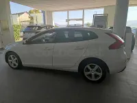 Usado Volvo V40 Kinetic 120 CV (88 kW) 2017 Blanco Berlina