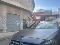 Usado Mercedes A180 Style 109 CV (80 kW) 2015 Gris / plata Berlina