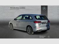 Usado Mercedes B250e AMG line 218 CV (160 kW) 2025 Plata hightech (metalizado) Monovolumen