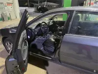 Usado Audi A6 170 CV (125 kW) 2005 Gris / plata Berlina