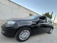 Usado VW Golf VI 105 CV (77 kW) 2011 Negro Utilitario