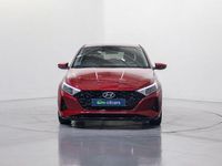 Usado Hyundai i20 100 CV (73 kW) 2022 Rojo Utilitario