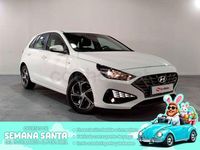 Usado Hyundai i30 120 CV (88 kW) 2023 Blanco Berlina