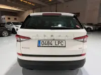 Usado Skoda Kodiaq Ambition 150 CV (110 kW) 2021 Blanco SUV