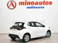 Używany Toyota Yaris Hybrid Business Edition 116 KM (85 kW) 2021 Biały Sedan/Limuzyna